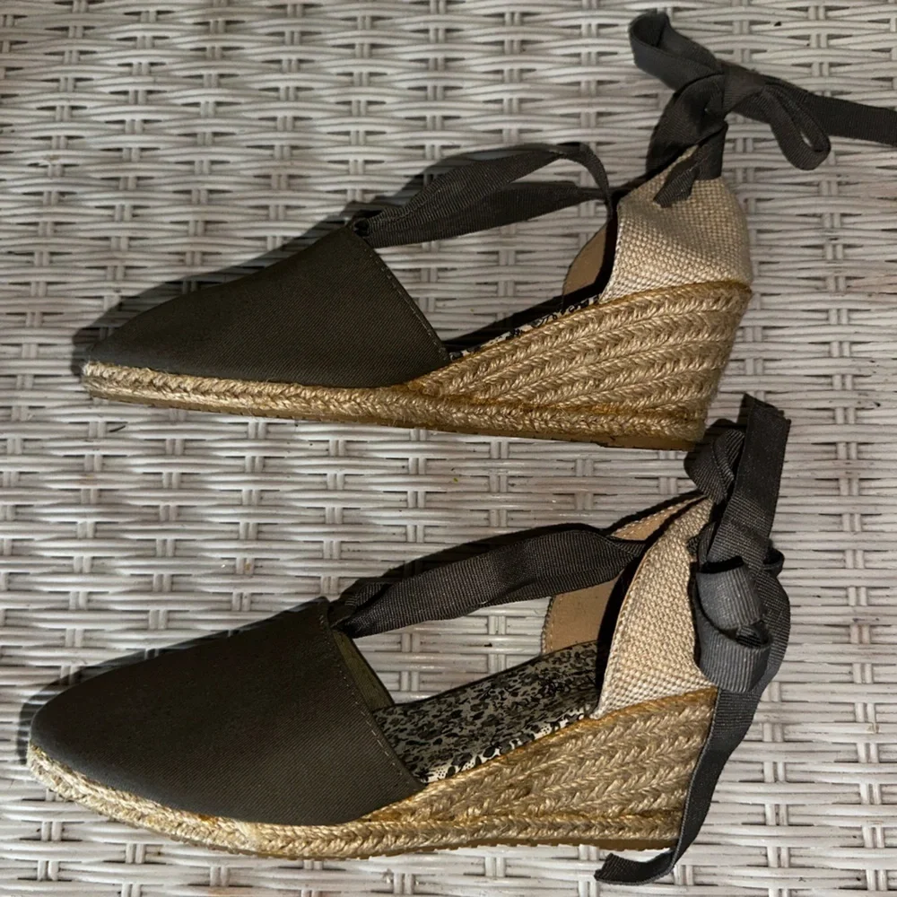 NWOB Free People Black Espadrille Ankle Tie Shoes Sz 36